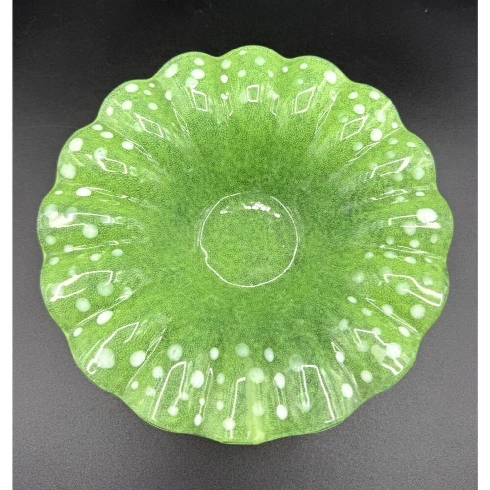Vintage Murano Art Glass Green Clamshell Bowl 7